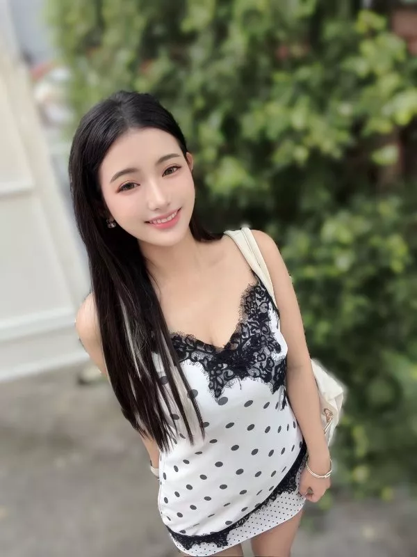 第三者